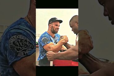 If you think you are strong, go to Denis #armwrestling #deniscyplenkov #viral #viralvideo #shorts