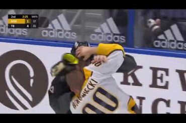 Pat Maroon and Mark Borowiecki Fight | Nashville Predators vs Tampa Bay Lightning 1-30-21