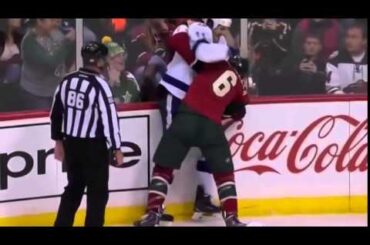 Fights Brian Boyle Fighting drawn by Marco Scandella