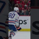 Oilers Bench reacts to McDavid's 🤯 Corey Perry set-up