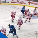 Blake Wheeler beats The Clock To Score With .4 Of A Second Left In Period