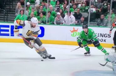 #28 William Carrier sneaks his 2nd goal of the playoffs past #29 Jake Oettinger