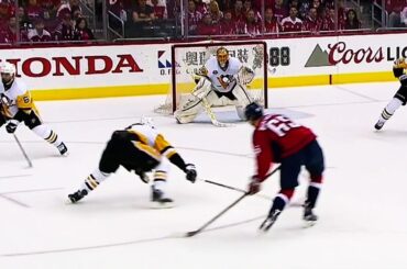 Burakovsky waits out Cullen then snipes one past Fleury