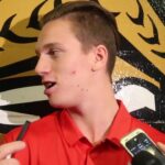 Ottawa Senators sign Thomas Chabot