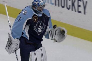 Grosenick Does Splits to Stop 2-on-1