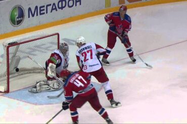 Fantastic save by Varlamov / Сумасшедший сэйв Варламова