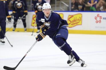 Василий ГЛОТОВ (БАФФАЛО Сэйбрз) | MARKIDAN TEAM | Всё хОКкей!