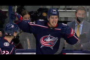 Cole Sillinger First NHL Goal at 18 Years Old