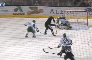 Ryan Poehling Between the Legs Goal (Mar 2 2018)