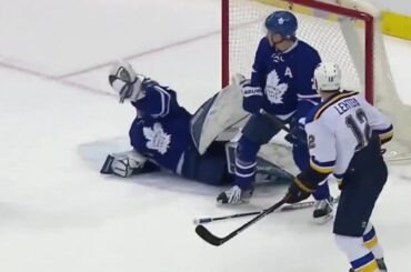 Frederik Andersen Makes a Glove Save From His Side! 2/9/2017