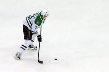 Klingberg dances the line for pretty goal