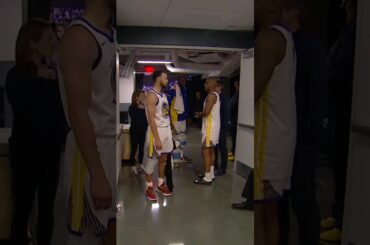 INJURED Chris Paul comes out to tell Steph something he saw👀