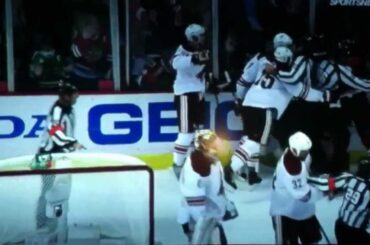 Corey Crawford confronts Mike Smith - Phoenix Coyotes at Chicago Blackhawks Playoffs 4/17/12