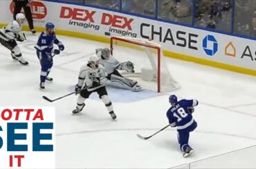 GOTTA SEE IT: Jonathan Quick Makes Larcenous Glove Save In Dying Seconds Of Period