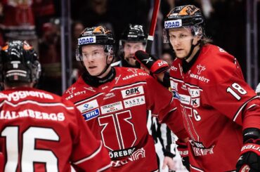 Linus Öberg trycker in 1-1-pucken i powerplay mot Frölunda