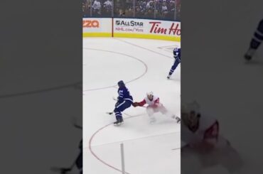 Kasperi Kapanen Squeaks One Through Jonathan Bernier In OT!!  (Dec 23, 2018)  #leafs #hockey