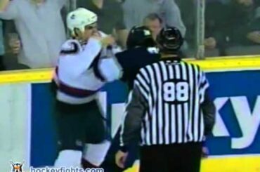 Tyler Bouck vs Steve Staios Feb 21, 2004