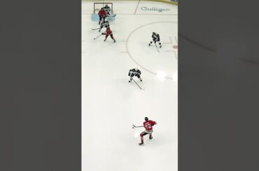 Bedard sneaks one in on the PP 🤫