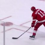 Tarasenko scores SHG against Anton Forsberg.