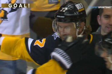 Jeff Carter gets the dub for the Penguins in OT!