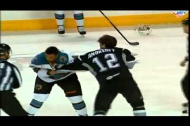 Hockeyfighters.cz  Andy Andreoff vs Sena Acolatse.wmv