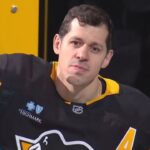 Penguins Celebrate Evgeni Malkin Reaching 500-Goal Milestone
