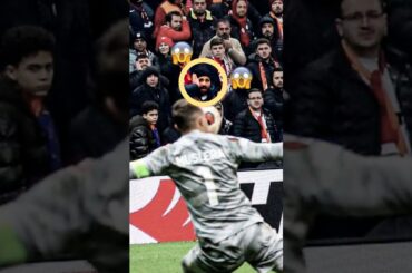 Herkesin Muslera'sı Yok 😎 Emojilerle Futbol #5 #galatasaray #muslera #shorts