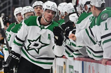 Heiskanen scores back-to-back goals! 🔥🚨🇫🇮 Heiskanen osuu kahdesti peräkkäin!