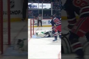 Casey DeSmith Makes Two Stellar Saves Against The Jets 😮