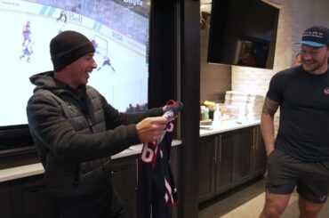 4-Time Indy 500 Champion, Hélio Castroneves, Visits the Columbus Blue Jackets Locker Room!