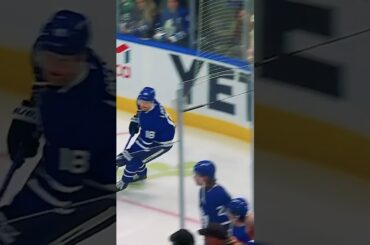 A unique warmup routine 💥