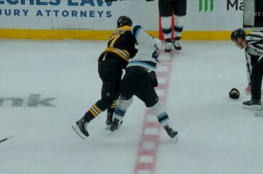 Mark Kastelic fights Robert Bortuzzo Round 1 11/21/24