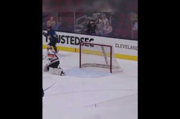 Stanislav Svozil se gólem a asistencí podílel na výhře 3:2. #AHL #CeskyHokej #Hokej