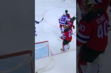 #40 Akira Schmid coming up big early on.