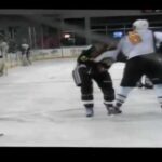 Hockeyfighters.cz  Kevin Connauton vs Jeremy Morin.wmv