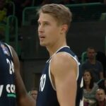 Thomas Klepeisz und Jovan Novak: einbeinige Dreier