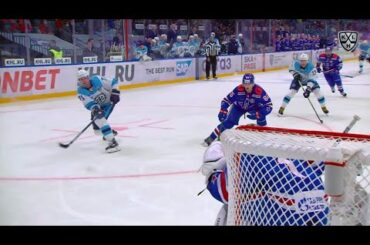 Puustinen robs Brinkman, scores past Berdin