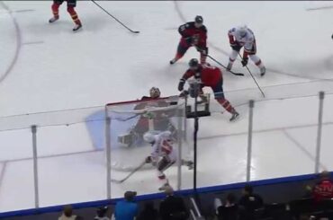 Johnny Gaudreau tape to tape pass to Sean Monahan