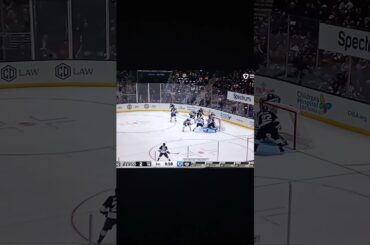 Rasmus Kupari Hits & Dumps Trevor Lewis #nhl #hockey #lakings #jets #bighit