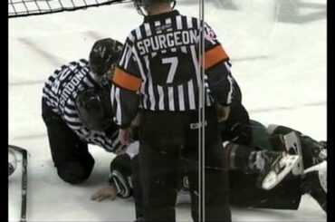 Ryan Chynoweth vs Alex Petrovic Oct 28, 2011