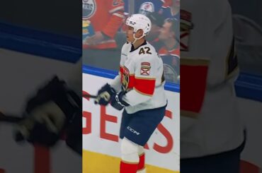 Fan makes his presence felt 💥