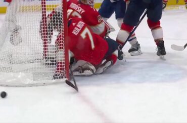 Dmitri Kulikov gets an assist on Reinhart's clinching goal in game 7 SCF (24 jun 2024)