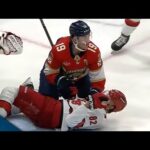 Jaccob Slavin Scores As Jesperi Kotkaniemi and Matthew Tkachuk Get Tied Up In Crease