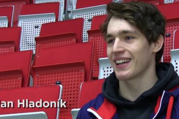 Národní tým U18 se představuje – kdo má nejdelší hokejku?