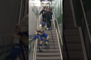 Unfazed 😂🎵 #WinterClassic