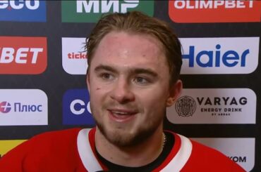 Александр Пашин после 1-го периода матча против ХК «Салават Юлаев» в 32-м туре КХЛ-23/24