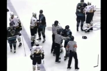 Random Chicago Wolves fights 94-95