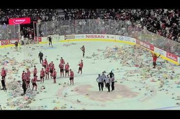 2021 Calgary Hitmen Teddy Bear Toss | 4K