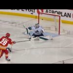 Elias Lindholm 1-0 Goal vs Vancouver Canucks | December 31st, 2022