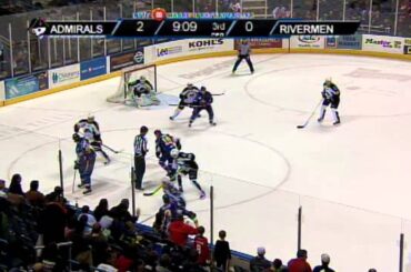 Hellberg Makes Big Pad Save